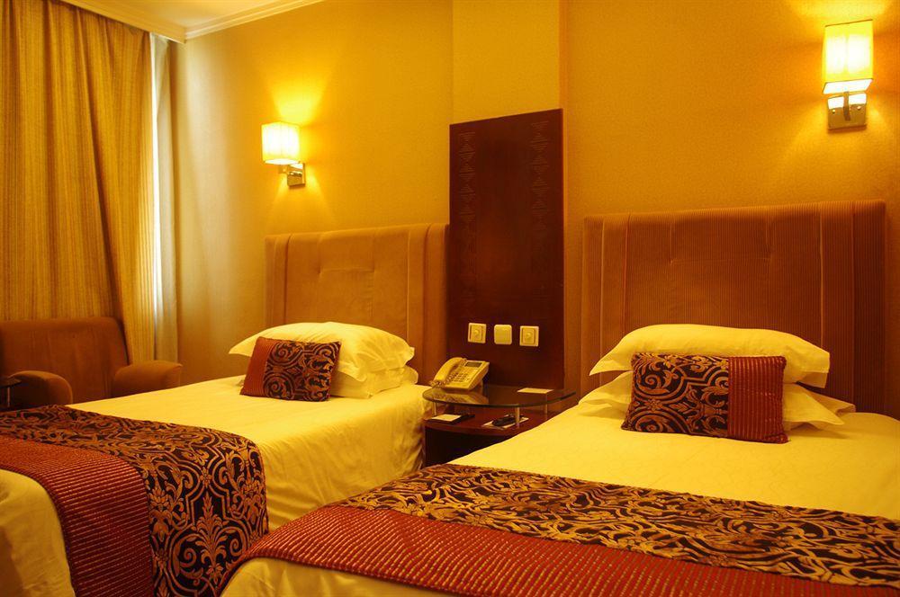 Yiwu Kasion Purey Hotel Екстер'єр фото